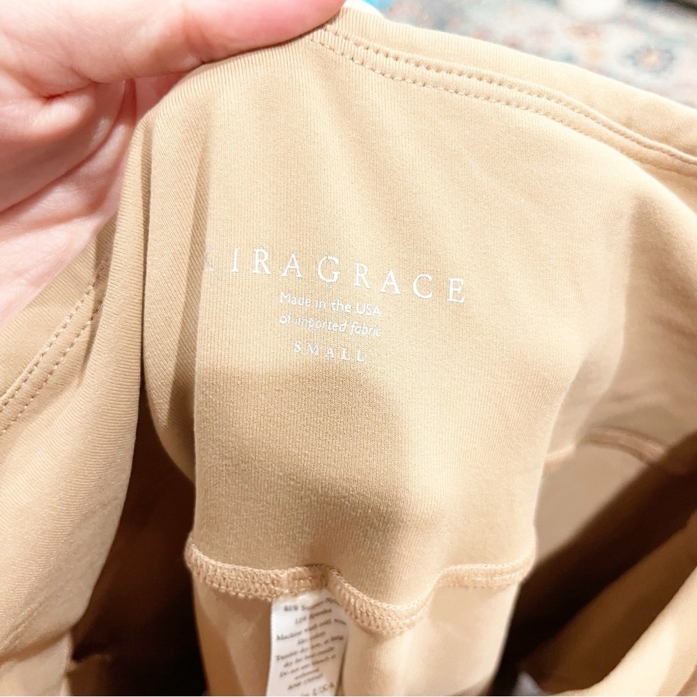 KiraGrace Beige Perfect Flare Pull On Pants Size Small Pilates Princess Capsule - Picture 5 of 5